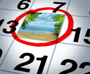 Cómo organizar el calendario de vacaciones anuales en una empresa
